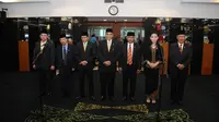 Oesman Sapta lantik tujuh anggota MPR PAW (foto: dok. MPR)