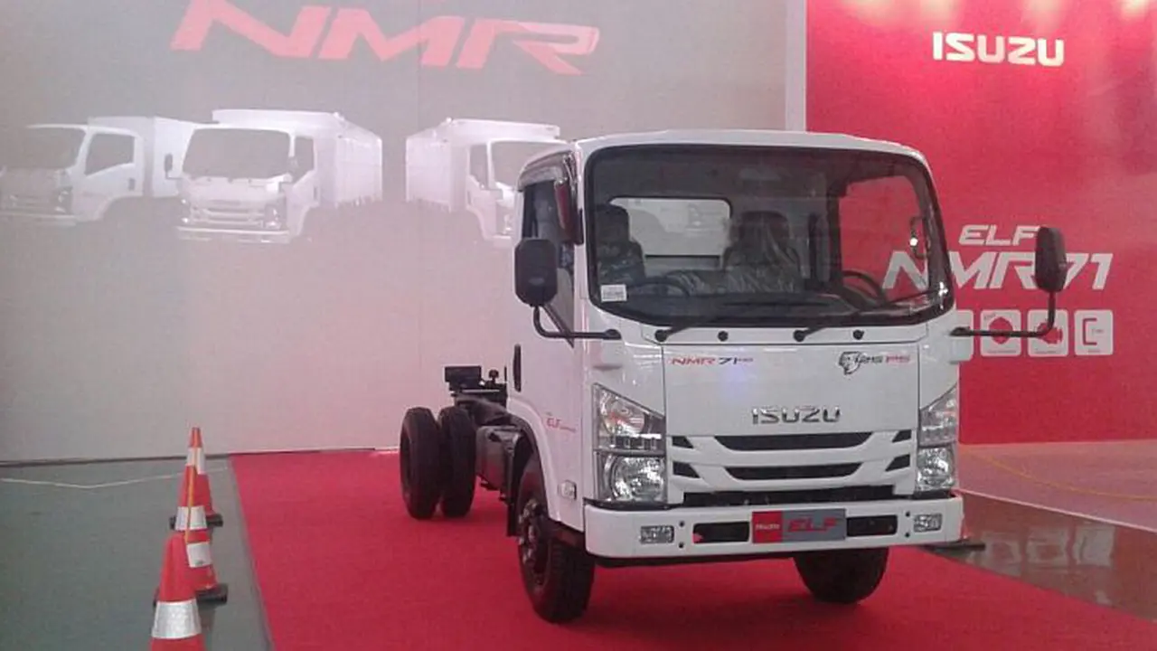 Banderol Isuzu Elf NMR 71 Mulai dari Rp 287,5 Juta