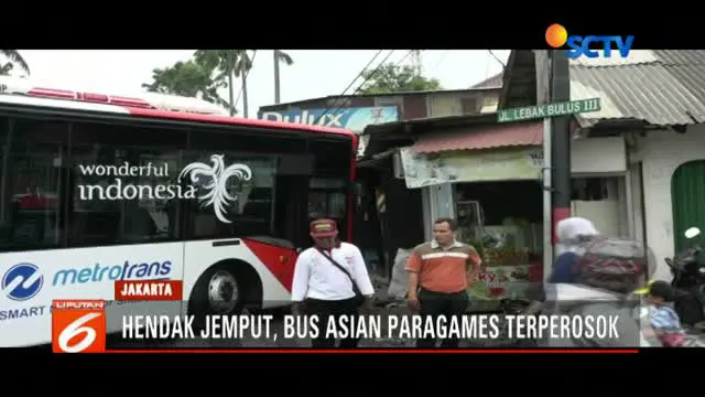 Peristiwa ini berawal saat bus akan berbelok dari Jalan Fatmawati Raya menuju ruas Jalan Lebak Bulus 3, Pondok Labu, Cilandak, Jakarta Selatan.