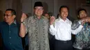 Pelaksana Tugas Ketua Umum PPP, Emron Pangkapi didampingi Sekjen DPP PPP, Romahurmuziy usai konferensi pers pengukuhan Emron sebagai Plt Ketum dan pemecatan SDA sebagai ketua umum di Jakarta, (10/9/14). (Liputan6.com/Johan Tallo)
