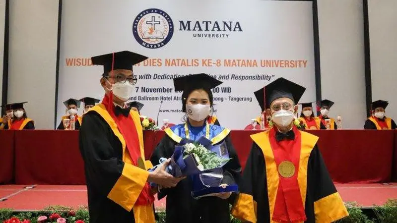 Wisuda program sarjana adalah Matana University (Istimewa)