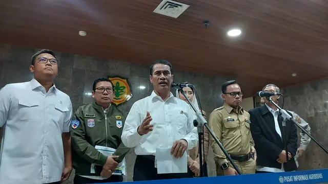 Menteri Pertanian Andi Amran Sulaiman di Kantor Kementerian Pertanian, Senin (17/2/2025). (Foto: Liputan6.com/Arief RH)