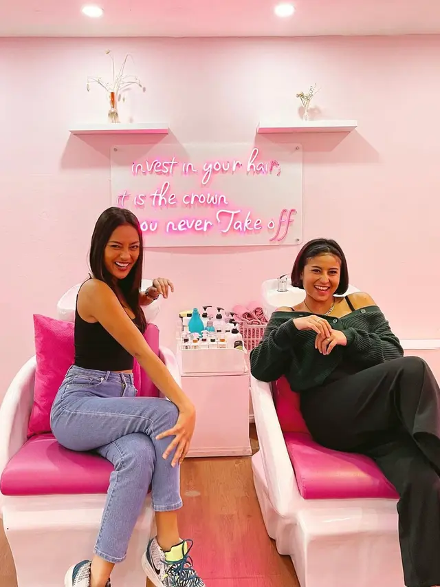 Potret Persahabatan Erika Carlina dan Awkarin