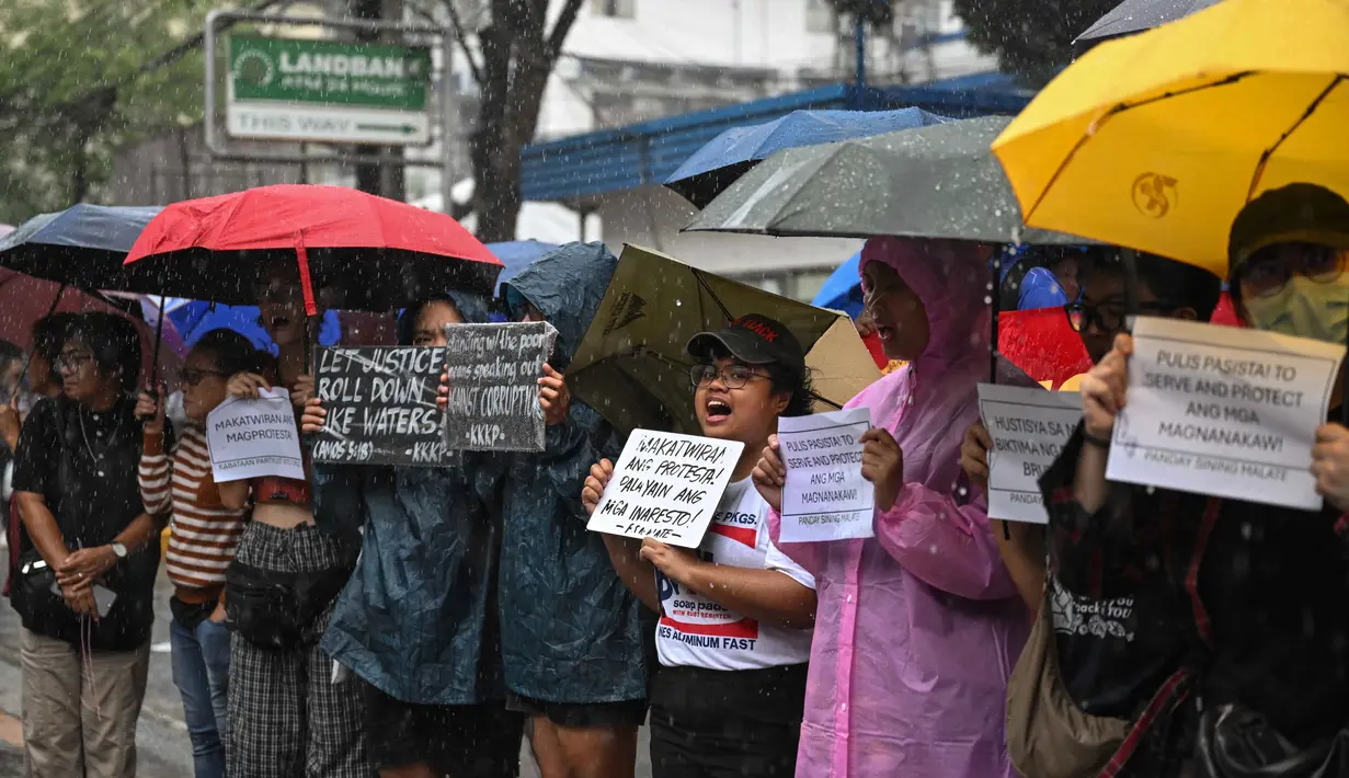 Wali Kota Manila, Isko Moreno, mengatakan sedikitnya 216 orang ditahan, termasuk 88 anak di bawah umur. (Jam STA ROSA/AFP)