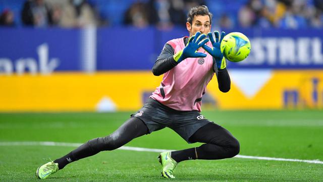 Foto: 5 Kiper yang Paling Banyak Menggagalkan Tendangan Penalti dari Lionel Messi dan Cristiano Ronaldo, Thibaut Courtois Terbaru