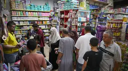 Israel pada 10 Oktober telah mengumumkan pengepungan total terhadap Gaza, memutus pasokan makanan, air, dan listrik ke 2,3 juta penduduk wilayah tersebut. (Mohammed ABED / AFP)