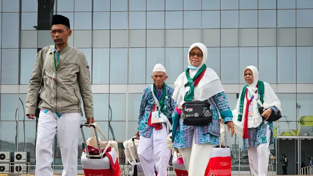 374 Jemaah Haji Indonesia Embarkasi Kertajati Tiba di Madinah.
