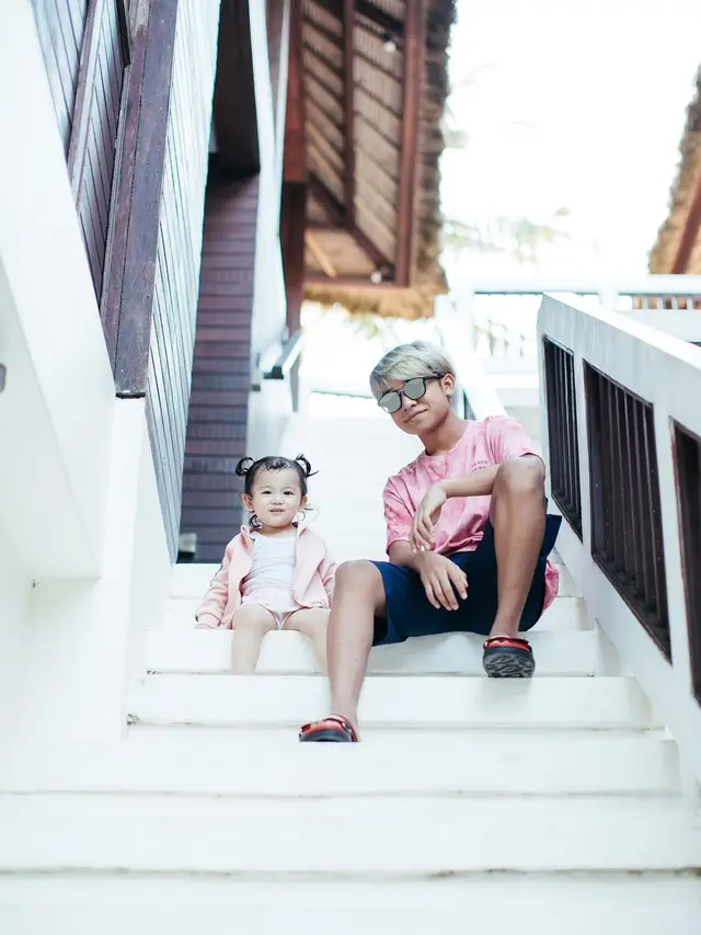 Potret Betrand Peto Dengan Gaya Rambut Blonde, Bak Artis Korea. (Sumber: Instagram/betrandpetoputraonsu)