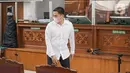 Terdakwa kasus pembunuhan Brigadir Yosua Hutabarat, Arif Rachman usai sidang lanjutan di PN Jakarta Selatan, Jakarta, Selasa (8/11/2022). Dengan putusan ini, majelis hakim memerintahkan jaksa untuk melanjutkan pembuktian terkait perkara yang menjerat Arif Rachman dalam sidang pada Jumat (18/11/2022). (Liputan6.com/Faizal Fanani)