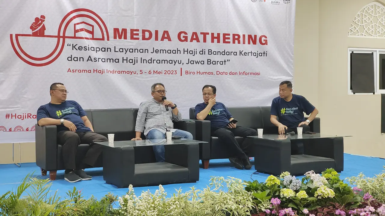 Kementerian Agama Republik Indonesia memberikan pemaparan terkait asrama haji Indramayu, Jawa Barat. (Foto: Liputan6.com/Dicky Agung Prihanto)