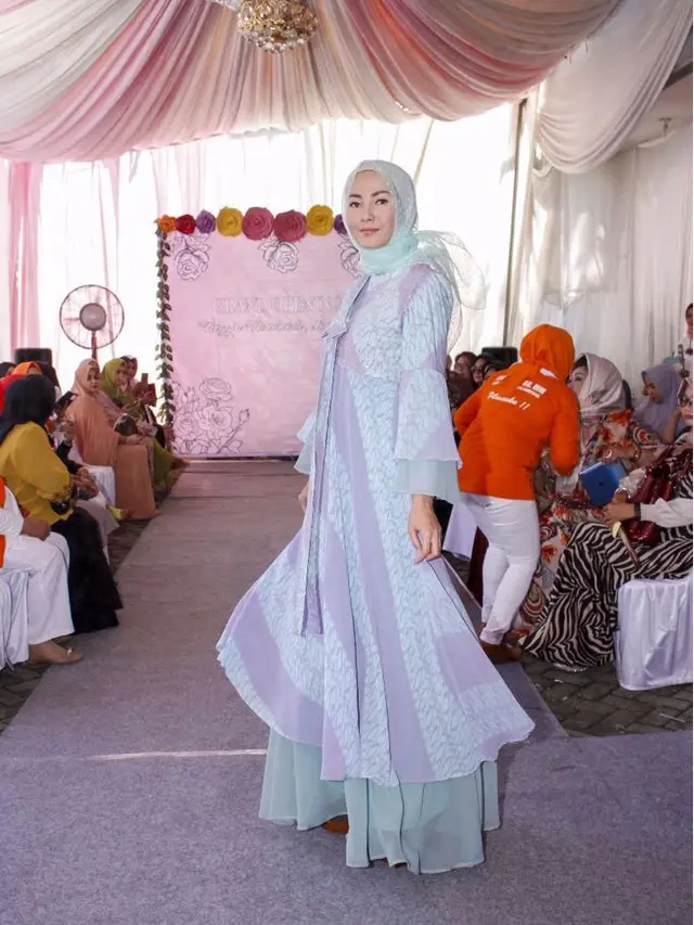 [Bintang] Sambut Ramadan, Intip Koleksi Hijab Ready to Wear dari Anggiasari Mawardi