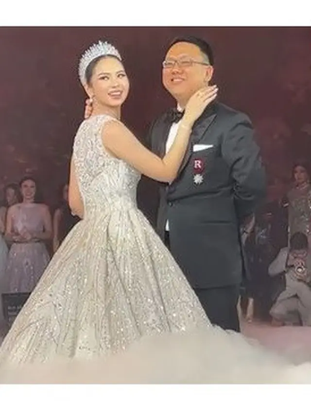 6 Potret Kebersamaan Ryan Harris dan Gwen Ashley, 'Crazy Rich Surabaya' Habiskan Rp 75 M untuk Menikah