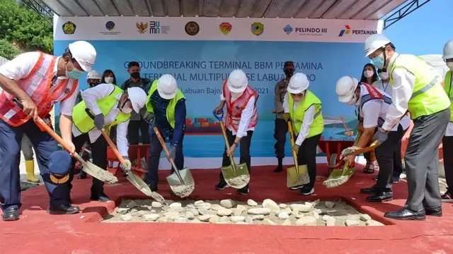 Pemerintah memulai pembangunan Terminal Bahan Bakar Minyak (TBBM) yang menjadi salah satu bagian pembangunan Terminal Multipurpose Wae Kelambu di Pelabuhan Labuan Bajo, Nusa Tenggara Timur. (Dok Kemenhub)