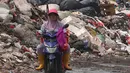 Lebih kurang 39 juta ton sampah telah memenuhi 80% bagian lahan dari TPST Bantar Gebang. (merdeka.com/Arie Basuki)