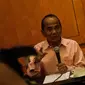 Gubernur Riau Annas Maamun menggelar konferensi pers di Hotel Sultan, Jakarta, Kamis (11/9/14). (Liputan6.com/Faizal Fanani)