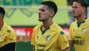 Justin Hubner menjalani debut bareng Fortuna Sittard di ajang Eredivisie saat melawan Go Ahead Eagles hari Sabtu (09/08/2025) dini hari WIB. (X/Fortuna Sittard)
