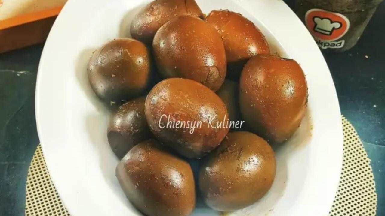 Resep telur kecap karamel. (dok. Cookpad @cook_14211809)