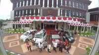 16 anggota komunitas Avanza-Veloz (Velozity) dan 25 anggota Toyota Kijang Club Indonesia (TKCI) akhirnya mendarat di Brunei Darussalam. (Dok Toyota)