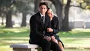 My Name is Khan merupakan film yang cukup berat karen menyinggung soal politik dan agama. Film ini dimainkan oleh Shah Rukh Khan dan Kajol. (Foto: srkuniverse.com)