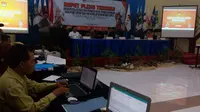Pleno penetapan Daftar Pemilih Sementara (DPS) Pilkada Kota Malang dan Pilgub Jawa Timur (Liputan6.com/Zainul Arifin)