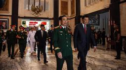 Kepala Biro Informasi Pertahanan (Karo Infohan) Kemhan RI, Brigjen TNI Frega Wenas mengatakan kedua negara (Indonesia dan Vietnam) berkomitmen untuk mempererat kerja sama pertahanan dan mendukung peran masing-masing dalam menjaga stabilitas di kawasan. (Aditya Irawan/AFP)