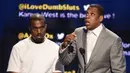 "Aku tahu saat itu Jay miliki banya masalah. Namun ia takkan melewatkan pernikahan keluarga," lanjut Kanye. (MICHAEL BUCKNER / GETTY IMAGES NORTH AMERICA / AFP)