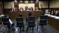 Empat orang saksi dihadirkan dalam sidang dengan tersangka Mantan Panitera PN Jakpus Edy Nasution di Pengadilan Tipikor, Jakarta, Rabu (14/9). (Liputan6.com/Helmi Afandi)