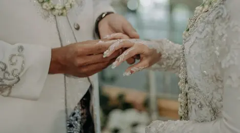 Tidak Ada Larangannya di UU Perkawinan, PN Surabaya Mengabulkan Permohonan Pernikahan Beda Agama