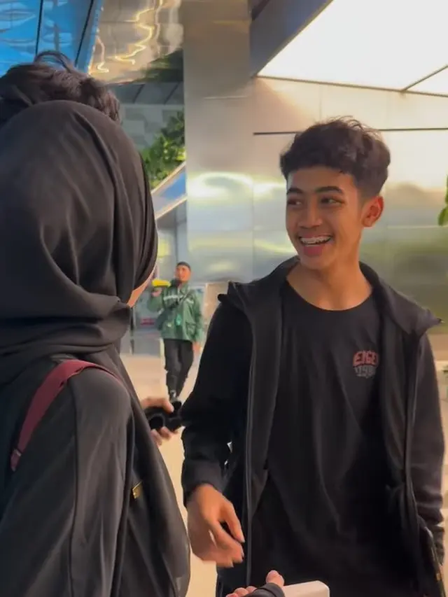 Potret Bilal dan kakak-kakaknya  (Sumber: Instagram/_ummi_pipik_)