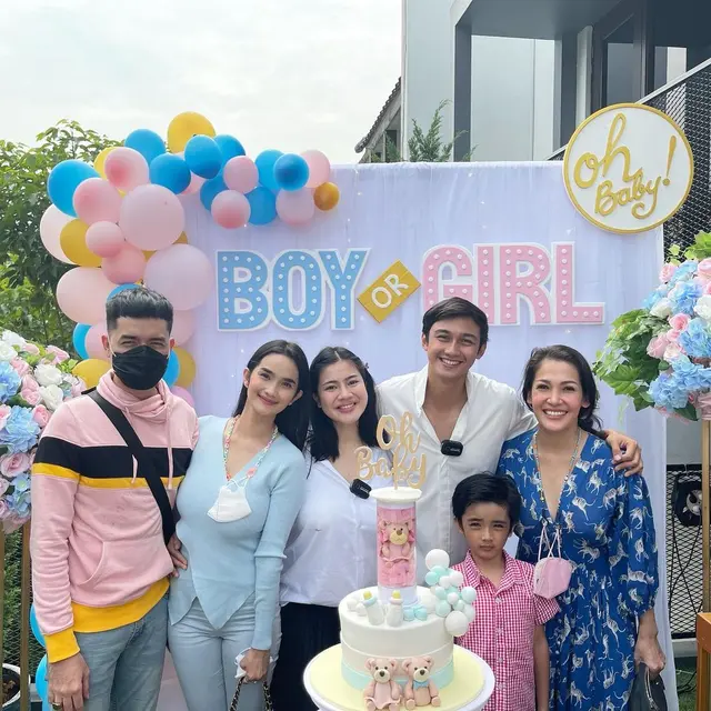 6 Momen Felicya Angelista dan Caesar Hito Ungkap Jenis Kelamin Anak Pertama