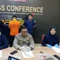 Konferensi pers yang digelar oleh Polda Gorontalo, Kompol Henny Mudji Rahayu, Kaur Penum Bid Humas Polda Gorontalo (Arfandi Ibrahim/Liputan6.com)