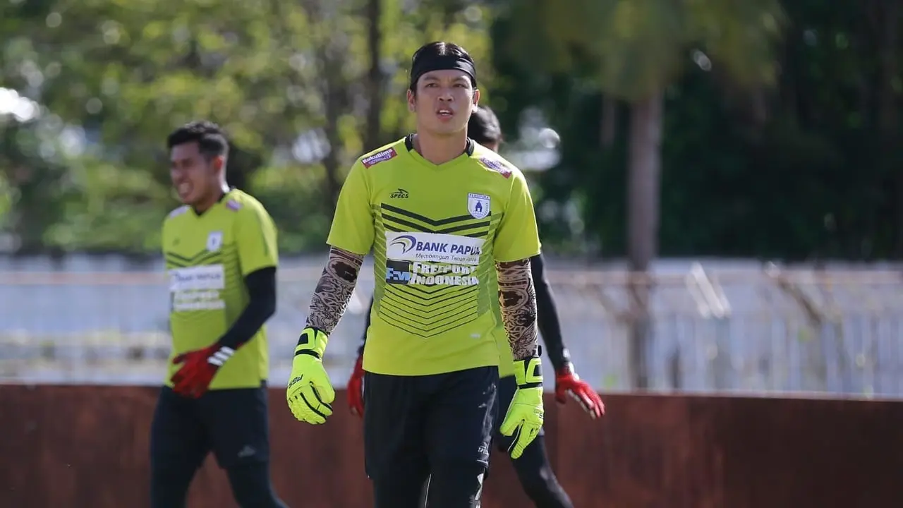 Persipura Jayapura, Gerry Mandagi