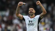 Total 32 gol tercipta dalam laga pekan ke-3 Liga Inggris musim 2022/2023 yang digelar 20-23 Agustus 2022. Seluruh 10 laga yang dipertandingkan semuanya menghasilkan gol, di mana rata-rata terjadi 3,2 gol per laga. Berikut 5 catatan menarik yang terjadi dalam parade gol tersebut. (AFP/Adrian Dennis)