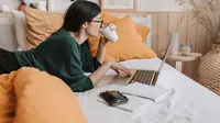 Ilustrasi Penggunaan Laptop Credit: pexels.com/Vlada