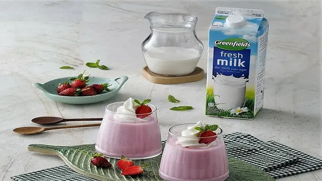 Strawberry Panna Cotta