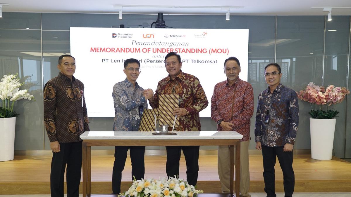 Telkomsat dan PT Len Industri Tandatangani MoU untuk Perkuat Sistem Pertahanan Berbasis Satelit