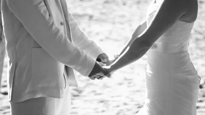 Salahkah Jika Kami Menikah Walaupun Tuhan Kami Beda?