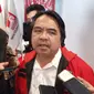 Pegiat media sosial Ade Armando resmi bergabung dengan Partai Solidaritas Indonesia (PSI). (Liputan6.com/Winda Nelfira)