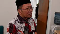 Ketua Mahkamah PPP, Chozin Chumaidy saat jumpa pers di kantor PPP Jalan Diponegoro, Jakpus, Selasa (23/9/2014) (Liputan6.com/Johan Tallo)