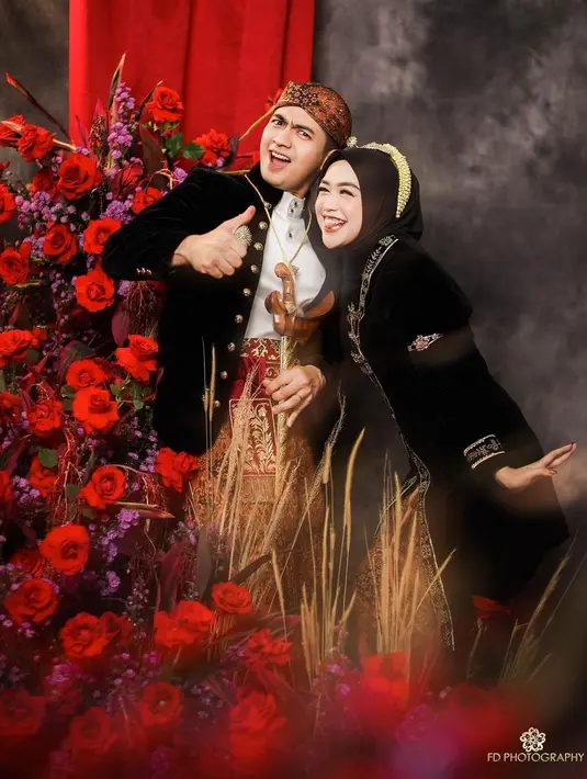 Ria Ricis dan Teuku Ryan Prewedding (Instagram/fdphotography90)