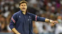 Kemenangan ini mengantarkan PSG ke puncak klasemen sementara Liga Prancis. Skuad asuhan Mauricio Pochettino mengemas enam poin dari dua laga. (Foto/AP/Francois Mori)