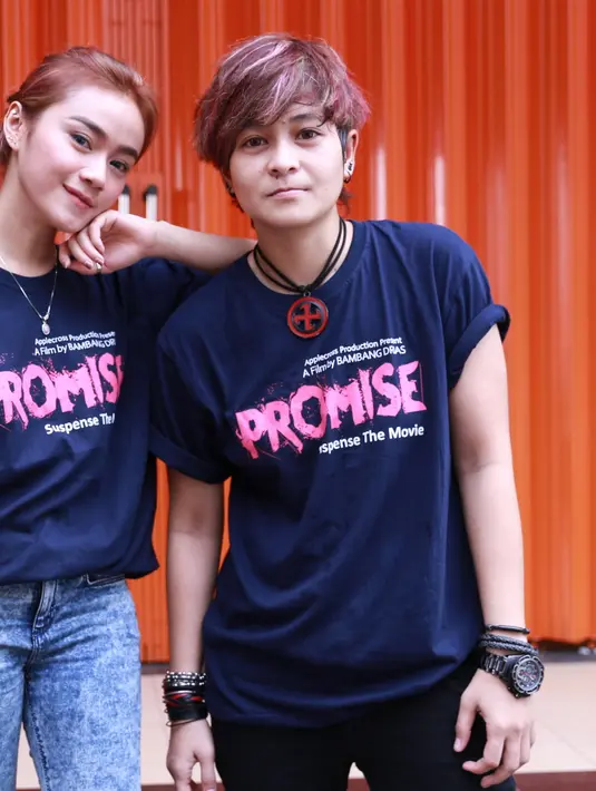 Menurut sang produser film Promise, The Virgin merilis single yang bertajuk 'Bungkam'. Tak hanya itu, single tersebut rupanya begitu kontras dengan film yang dibintanginya. (Adrian Putra/Bintang.com)