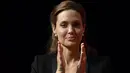 Seperti yang dikatakan seorang sumber secara eksklusif pada Hollywoodlife.com, Pitt ingin Jolie membeli sebuah rumah yang berlokasi tak jauh dari kediamannya. Rumornya juga, hal tersebut sudah terjadi. (AFP/Bintang.com)
