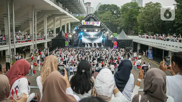 Penggemar Tepok Bulu 2023 Padati Istora Gelora Bung Karno