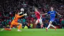 Setan Merah berhasil melumat Athletic Bilbao dengan skor 4-1 dalam duel leg kedua semifinal yang dihelat di Old Trafford, Jumat (9/5/2025) dini hari WIB. (AP Photo/Dave Thompson)