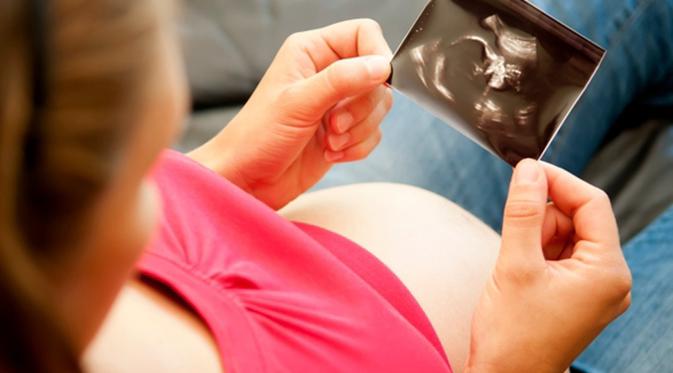 Setelah Melahirkan Berapa Lama Wanita Bisa Hamil Lagi Parenting Fimela Com