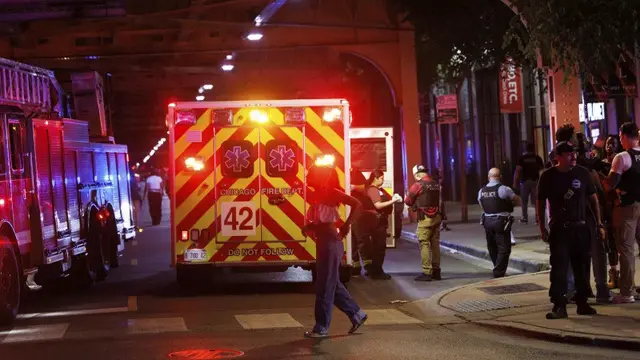 Lokasi penembakan massal di Chicago, AS, Rabu (2/7/2025). (AP)