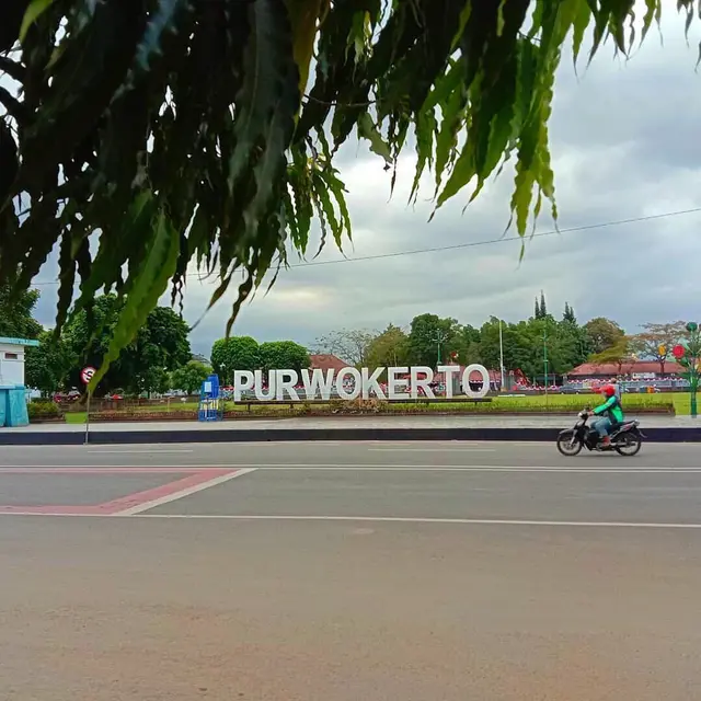 Alun-alun Purwokerto