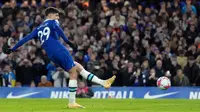 Chelsea harus gigit jari karena kehilangan dua poin usai bermain imbang 2-2 melawan Everton, kendati sempat unggul lewat gol Joao Felix dan Kai Havertz. (AP Photo/Kirsty Wigglesworth)