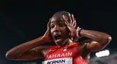 Atlet Bahrain Winfred Yavi bereaksi setelah memenangi final 10.000 meter putri pada Asian Games 2026 di Nagoya, Jepang, Kamis (24/9/2026). (MOHD RASFAN / AFP)